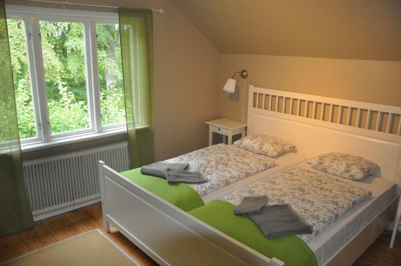 Hotel & Pensionat Bjoerkelund Stenbrohult  Buitenkant foto